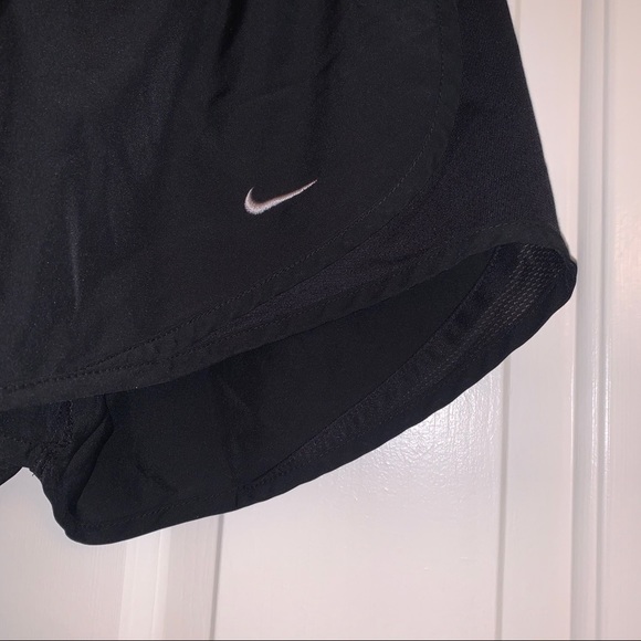 Women’s Nike Dry Fit Shorts - Picture 2 of 5